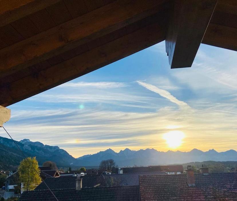 23 Neu Erbaute Ferienwohnung Mit Schloss- Und Panoramablick Halblech Eksteriør billede