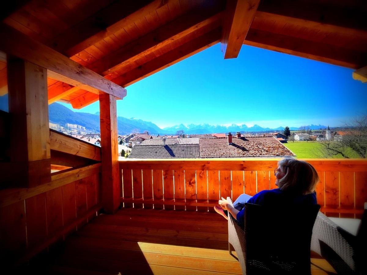 23 Neu Erbaute Ferienwohnung Mit Schloss- Und Panoramablick Halblech Eksteriør billede