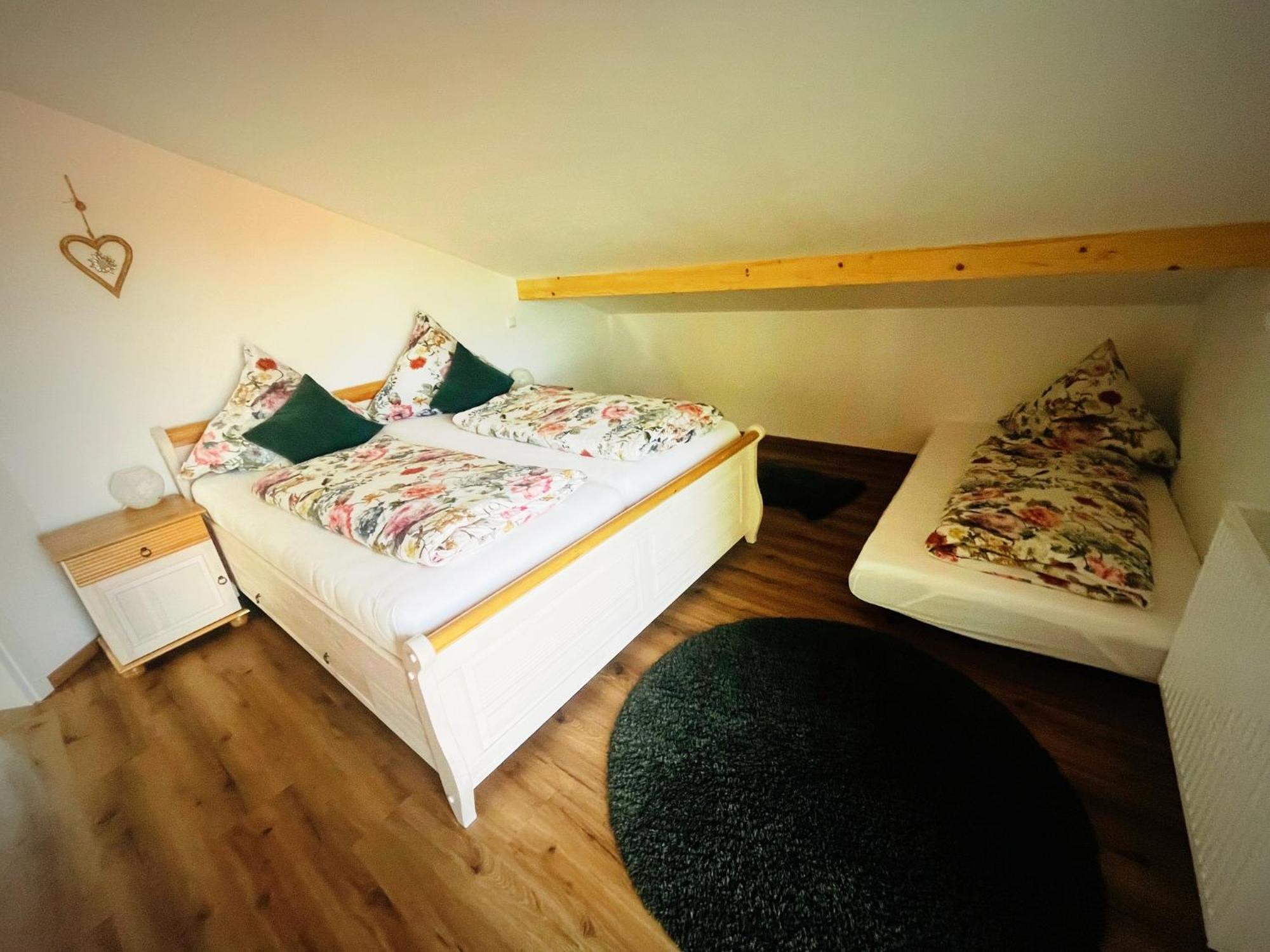 23 Neu Erbaute Ferienwohnung Mit Schloss- Und Panoramablick Halblech Eksteriør billede