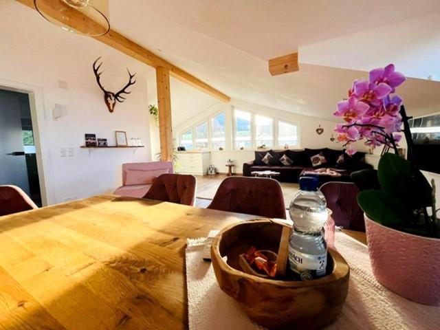 23 Neu Erbaute Ferienwohnung Mit Schloss- Und Panoramablick Halblech Eksteriør billede